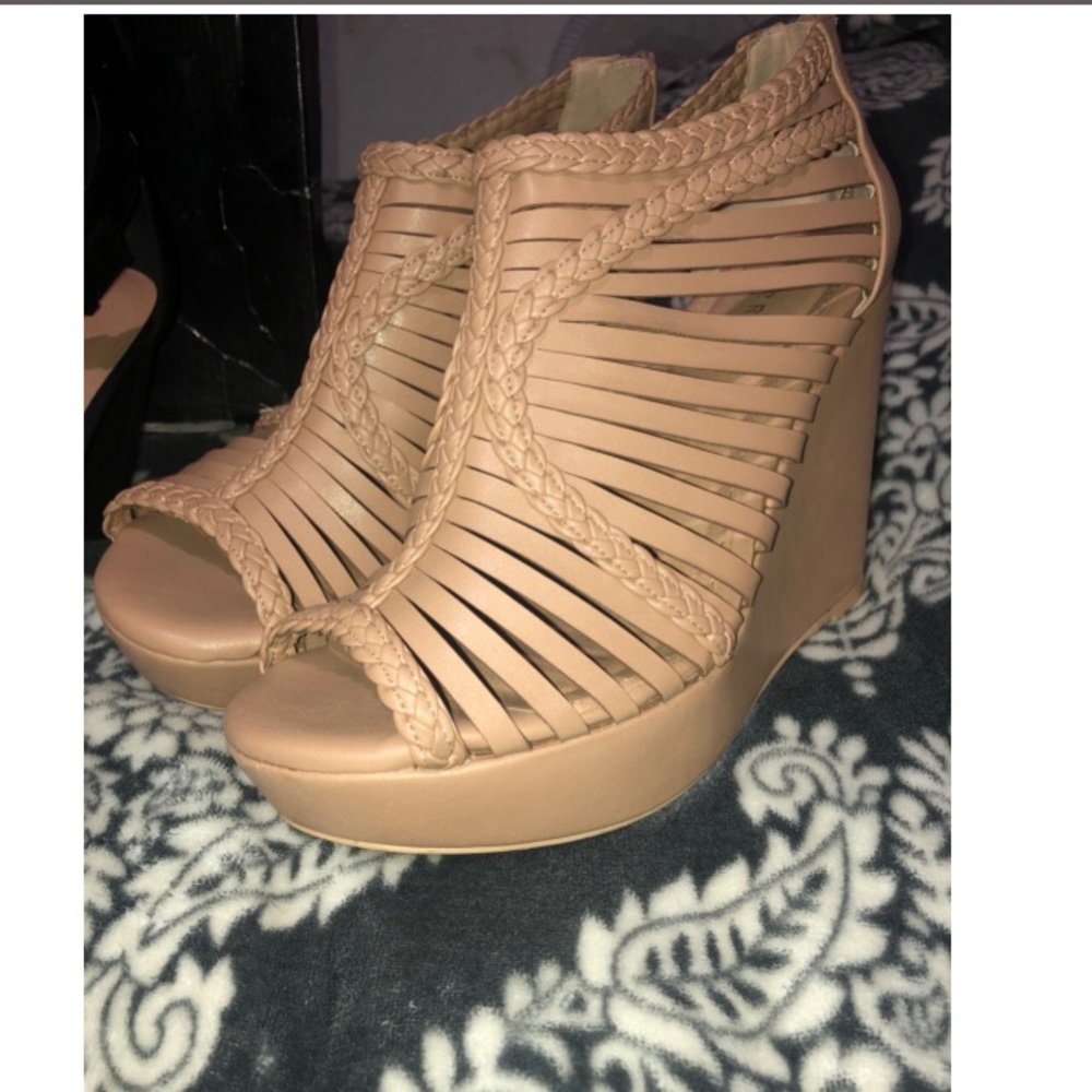 Torrid Wedges